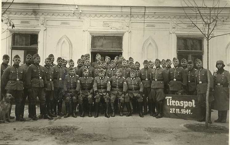 Помещение швейной мастерской Военторга